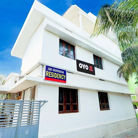 Hotel O Sri Srinivasa Residency Канниякумари Экстерьер фото