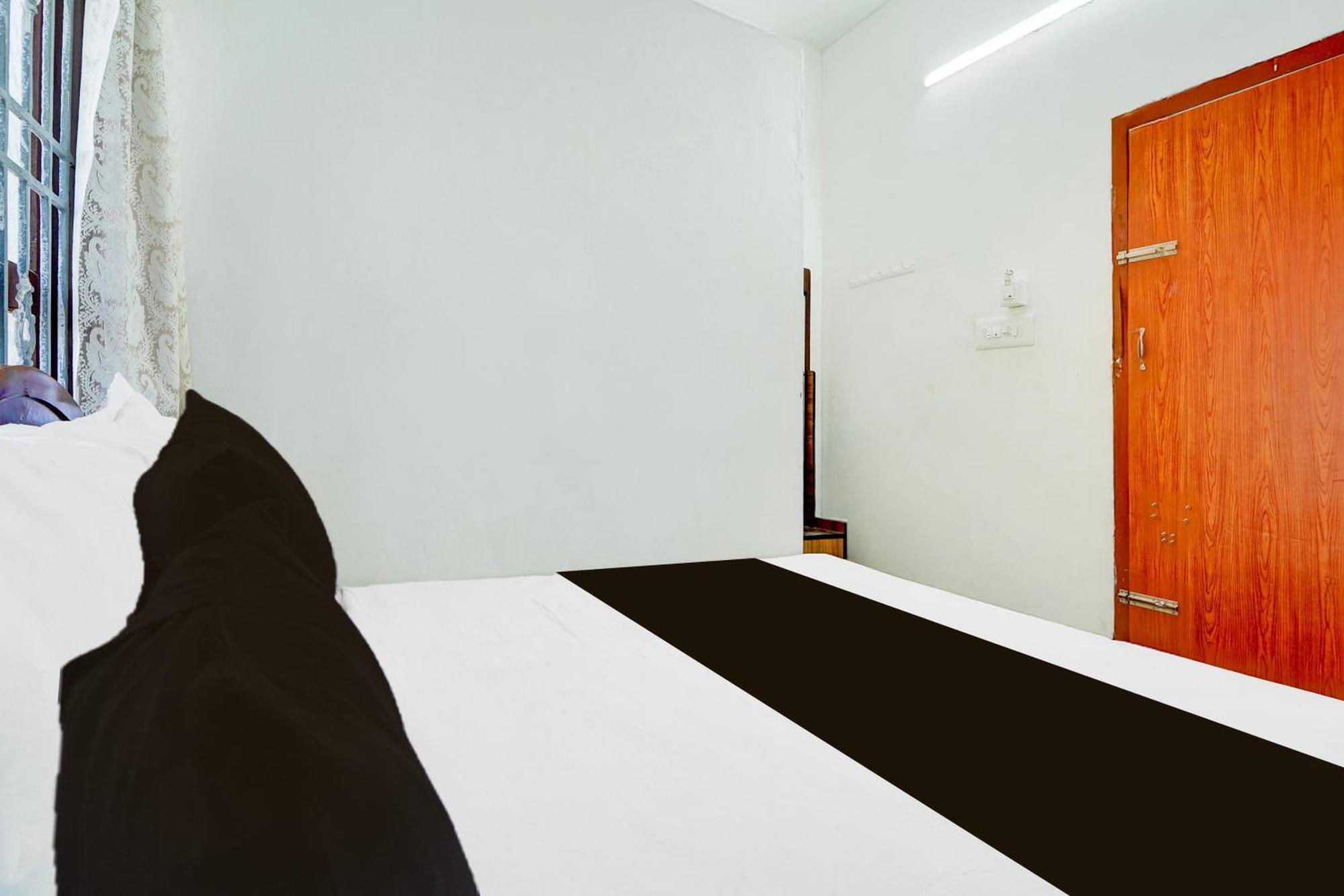 Hotel O Sri Srinivasa Residency Канниякумари Экстерьер фото